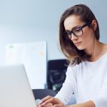 blue-light-glasses-digital-devies